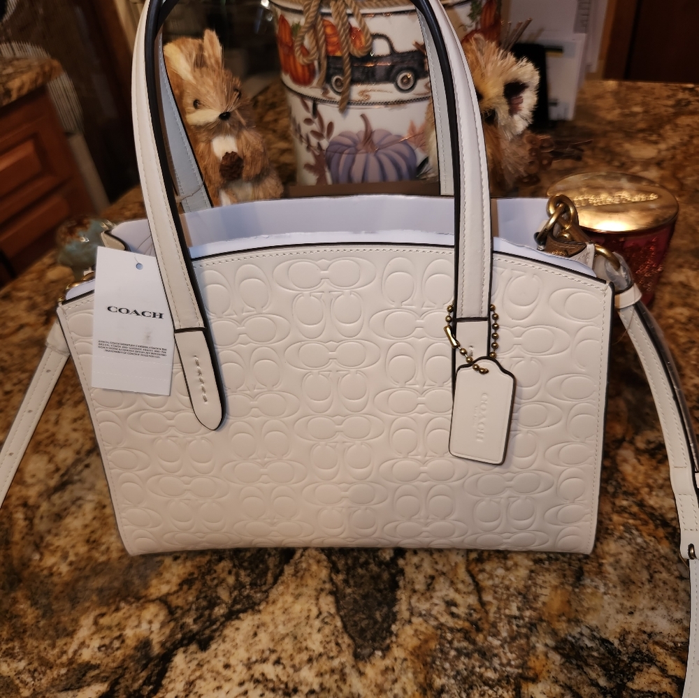 Gorgeous BNWT Signature Cream Leather Charlie COACH Handbag!!!!